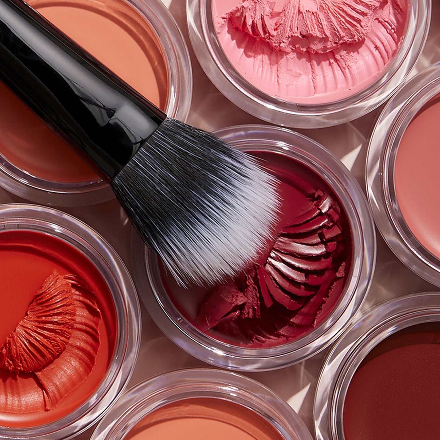 putty-blush-brush-y6 011321_PuttyBlush-Brush_V2_COMP_Final_IGF2.jpg