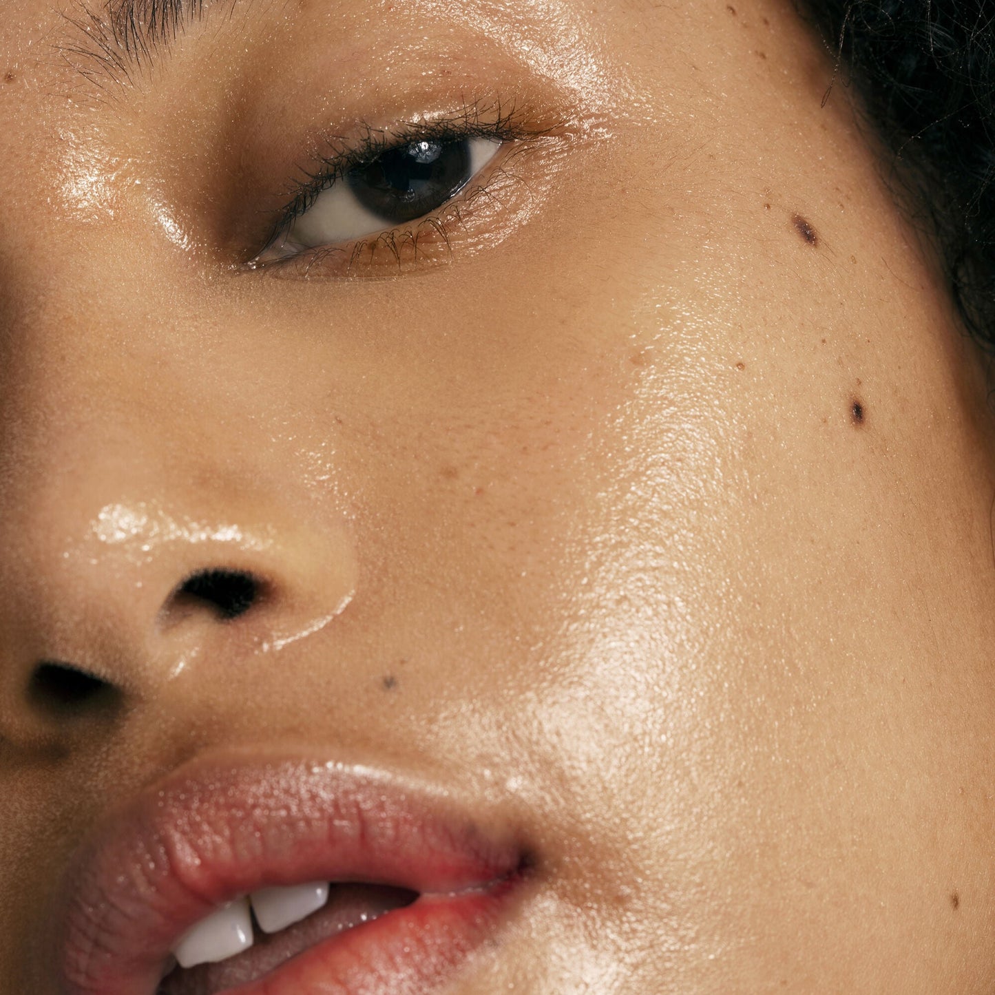 pure-skin-toner-t1 0122_Elf-Pure_Cindy_002_IGF.jpg