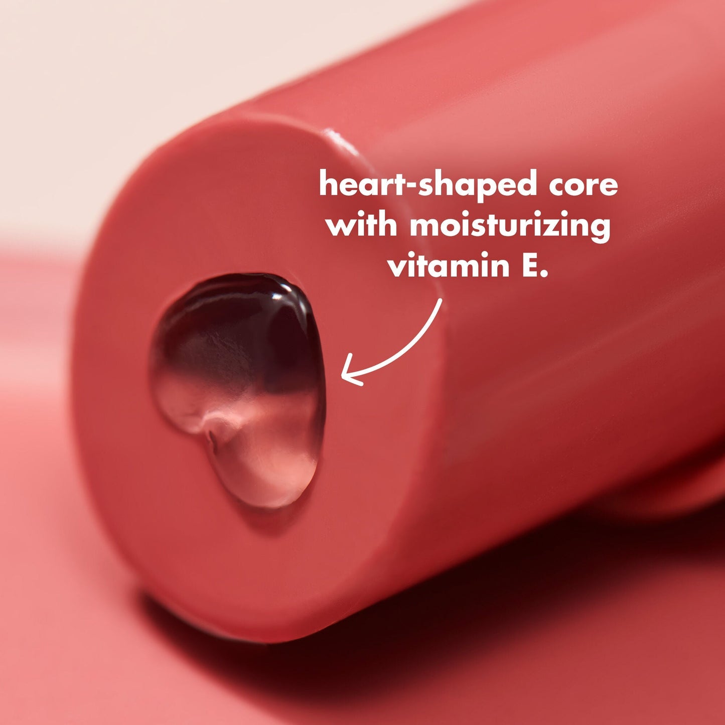 hydrating-core-lip-shine-d8 0326_EDU_HydratingCoreLipShine_PRODUCTINFO_b4236e19-37d0-403e-bb87-078193a88006.jpg