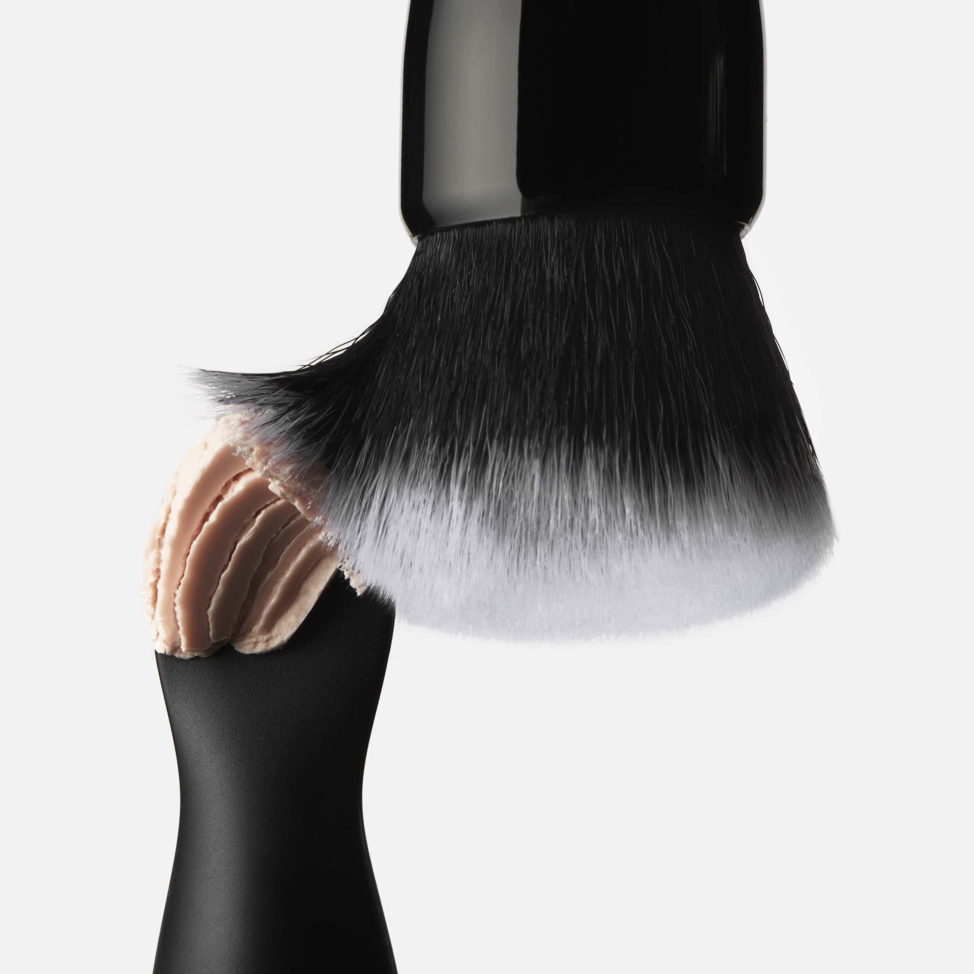 putty-primer-brush-and-applicator-w5 040523_SL_PuttyApplicator_0025_FINAL_RGB_IGF.jpg