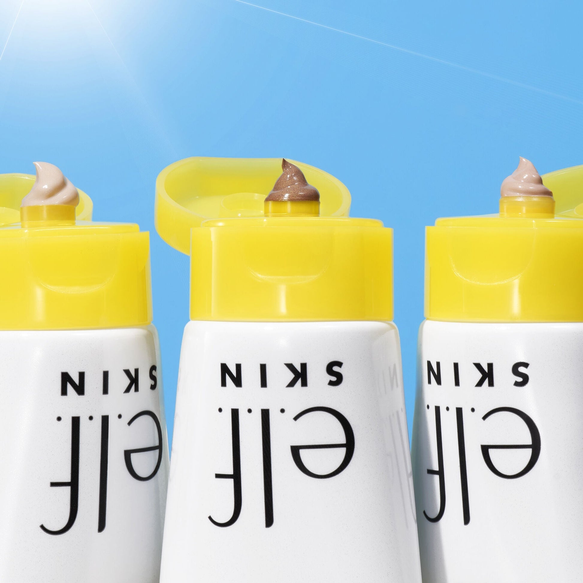 suntouchable-whoa-glow-spf-30-z5 042423_WhoaGlow_Macro_Main-2_IGF.jpg