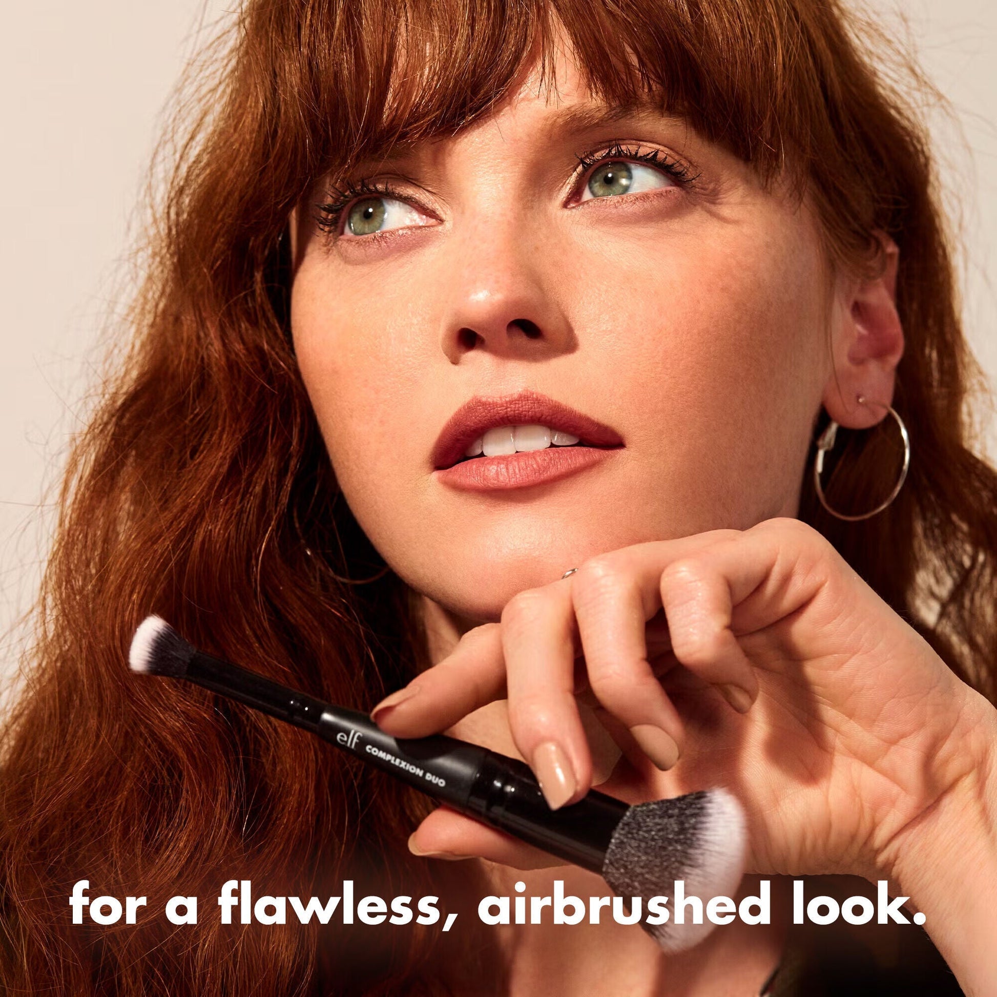 concealer-and-foundation-complexion-duo-brush-e3 0426_EDU_ComplexionDuoBrush_Benefit.jpg