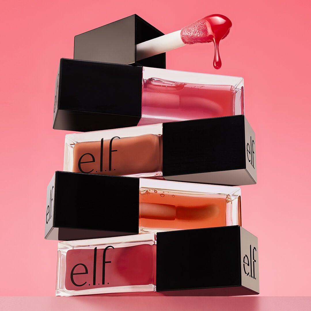 glow-reviver-lip-oil-e8 053023_SL_GlowRev_Fam_FOCUSSTACK-2RGB_IGF_a02f77a9-bf07-4a60-8c73-7b207cf9f12d.jpg