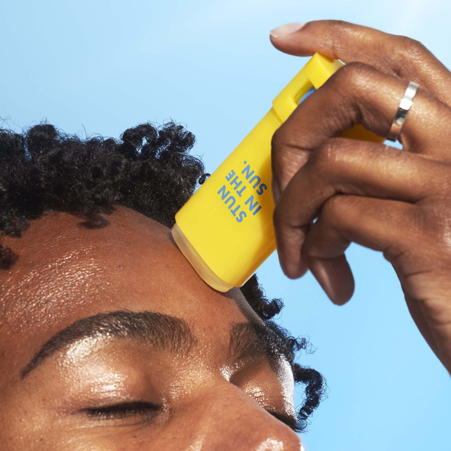 suntouchable-invisi-stick-spf-50-x3 060624_Mikel_InvisiStick_0107_v2_IGF.jpg