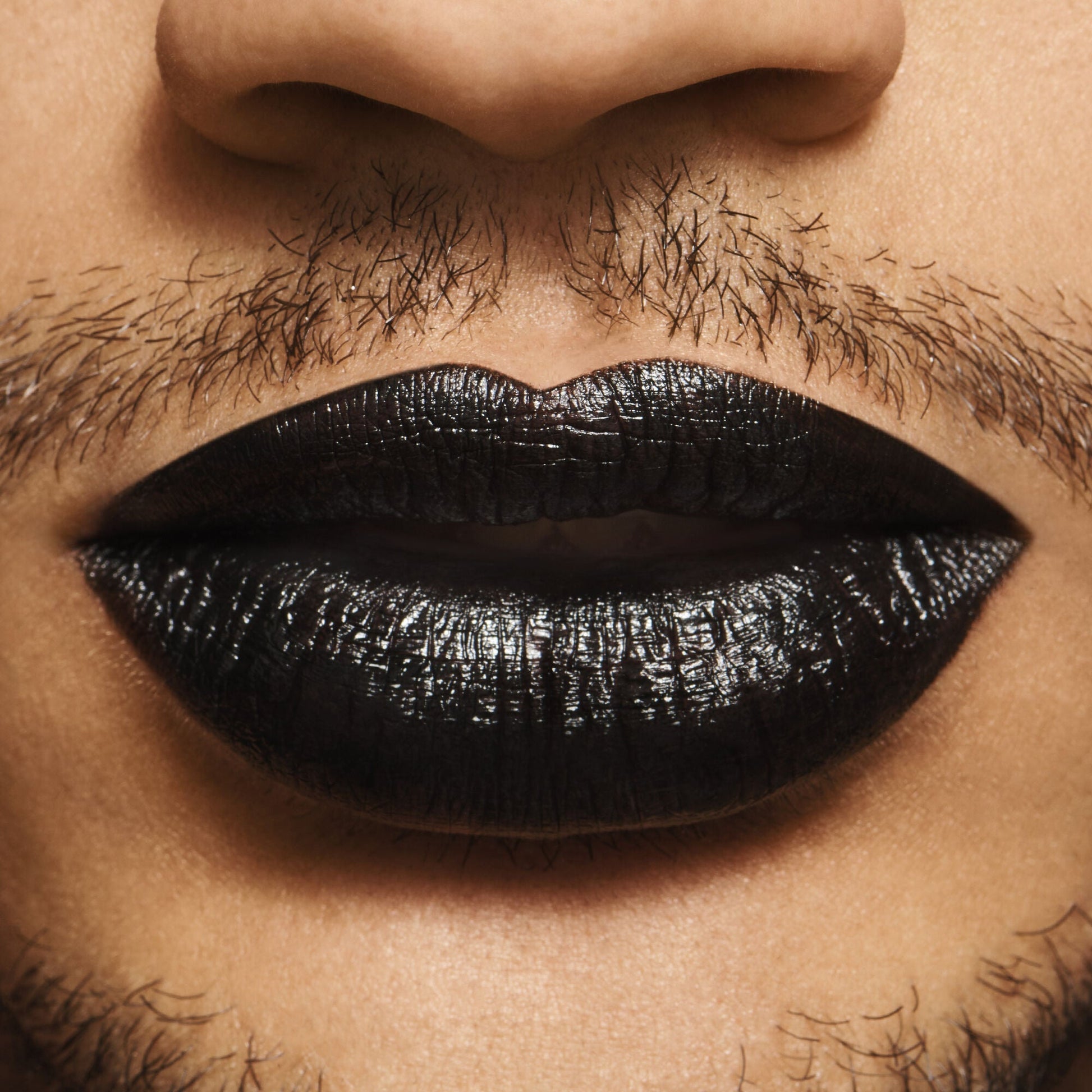 o-face-satin-lipstick-z7 071122_OF_Bryson_V4_0032_FINAL_RGB_IGF.jpg