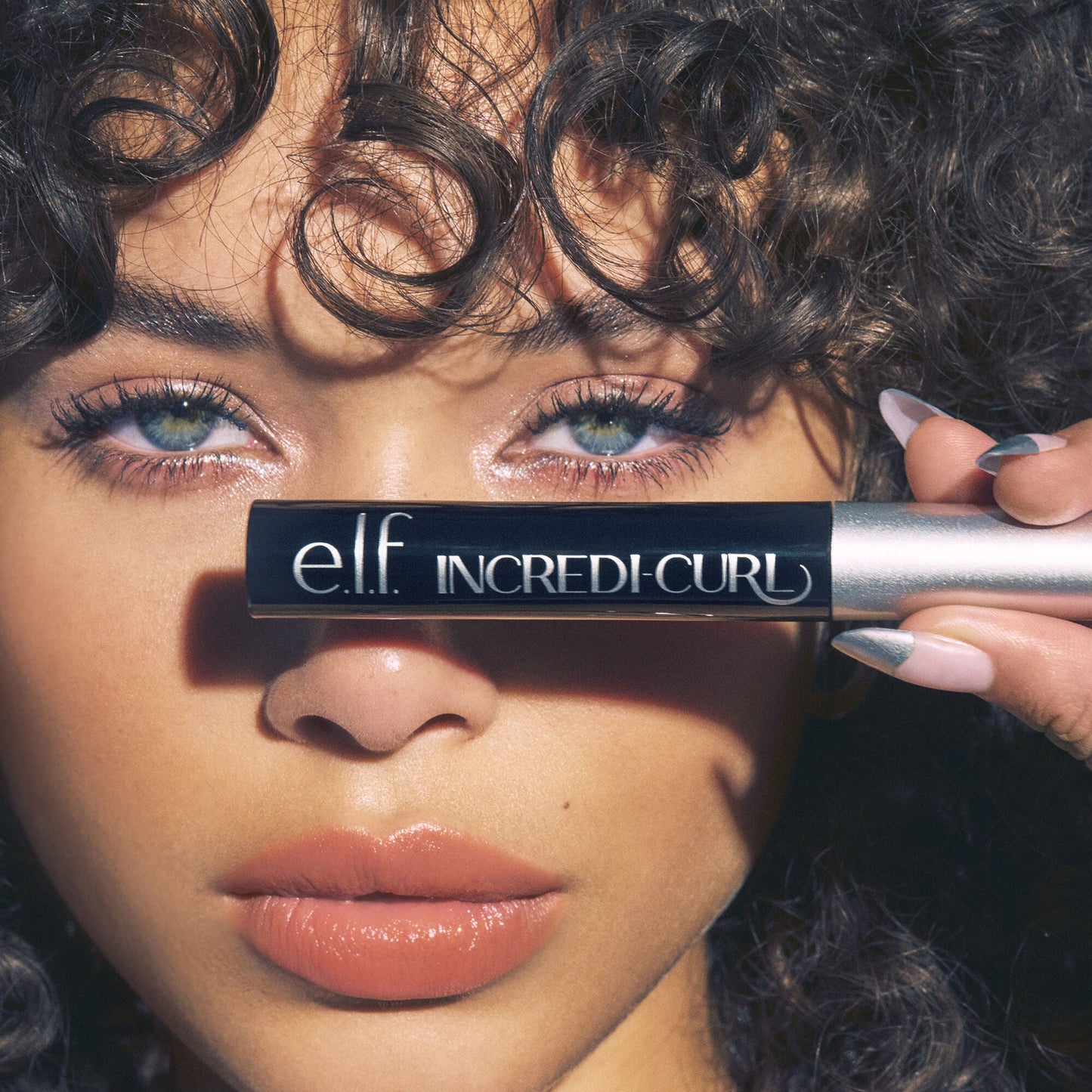 incredi-curl-mascara-j8 100724_elf_Alexa_IncrediCurl_After_0473_FINAL_V1_RGB_IGF_4909dedf-6085-4b66-b6fa-23af48640378.jpg