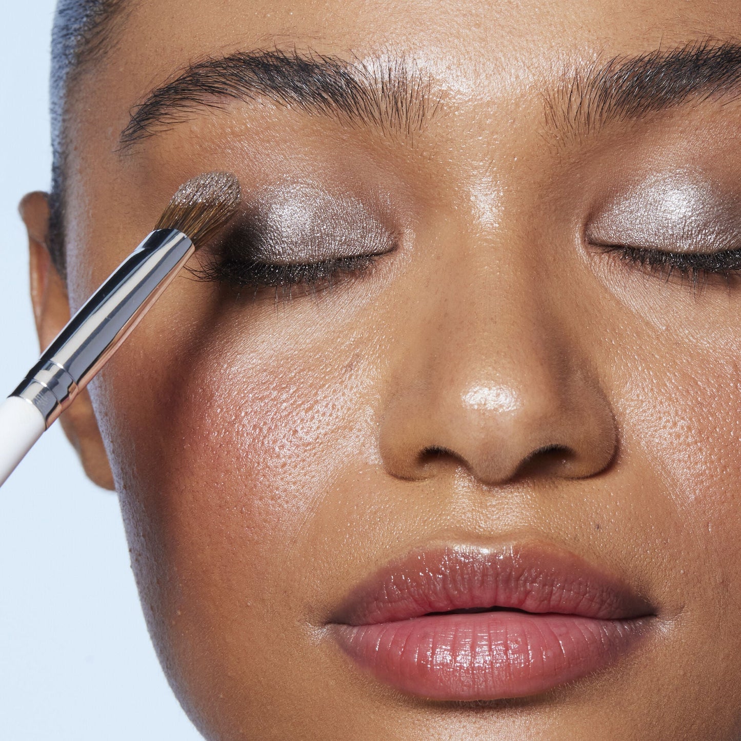 wide-tapered-eyeshadow-brush-i1 21994_Wide_Trapered_Eyeshadow_Brush.jpg