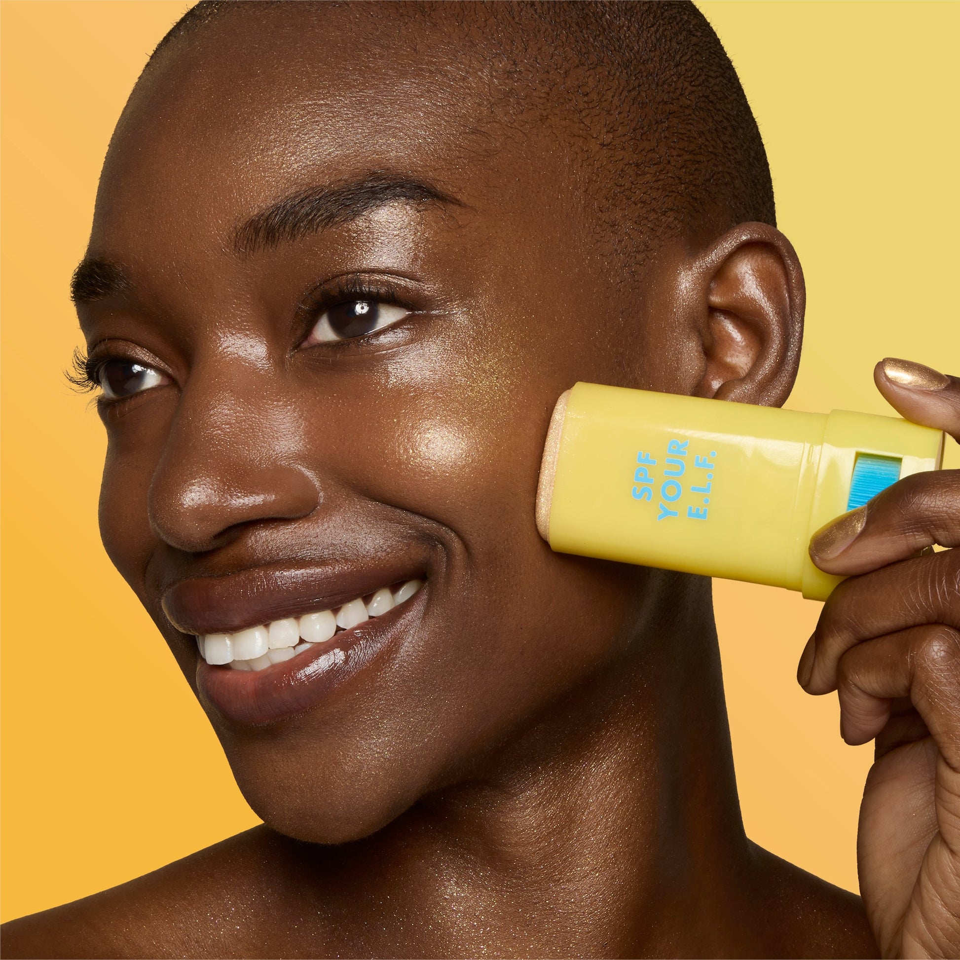 suntouchable-invisi-stick-spf-50-glitz-m7 57109_SUNTOUCHABLES_INVISI_STICK_IYANNA_0124_V4.jpg