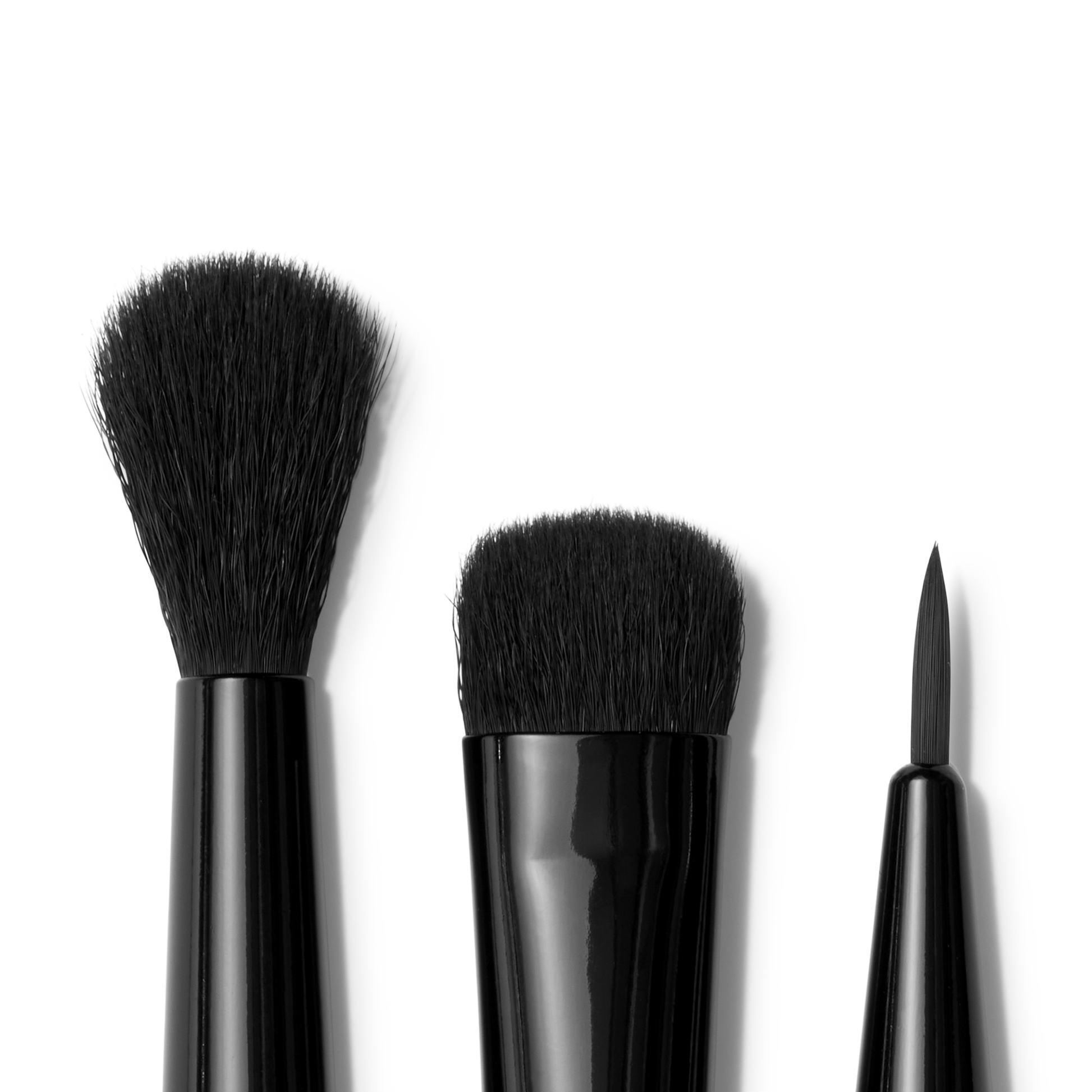no-budge-eye-brush-set-v0 81728_Macro_R.png