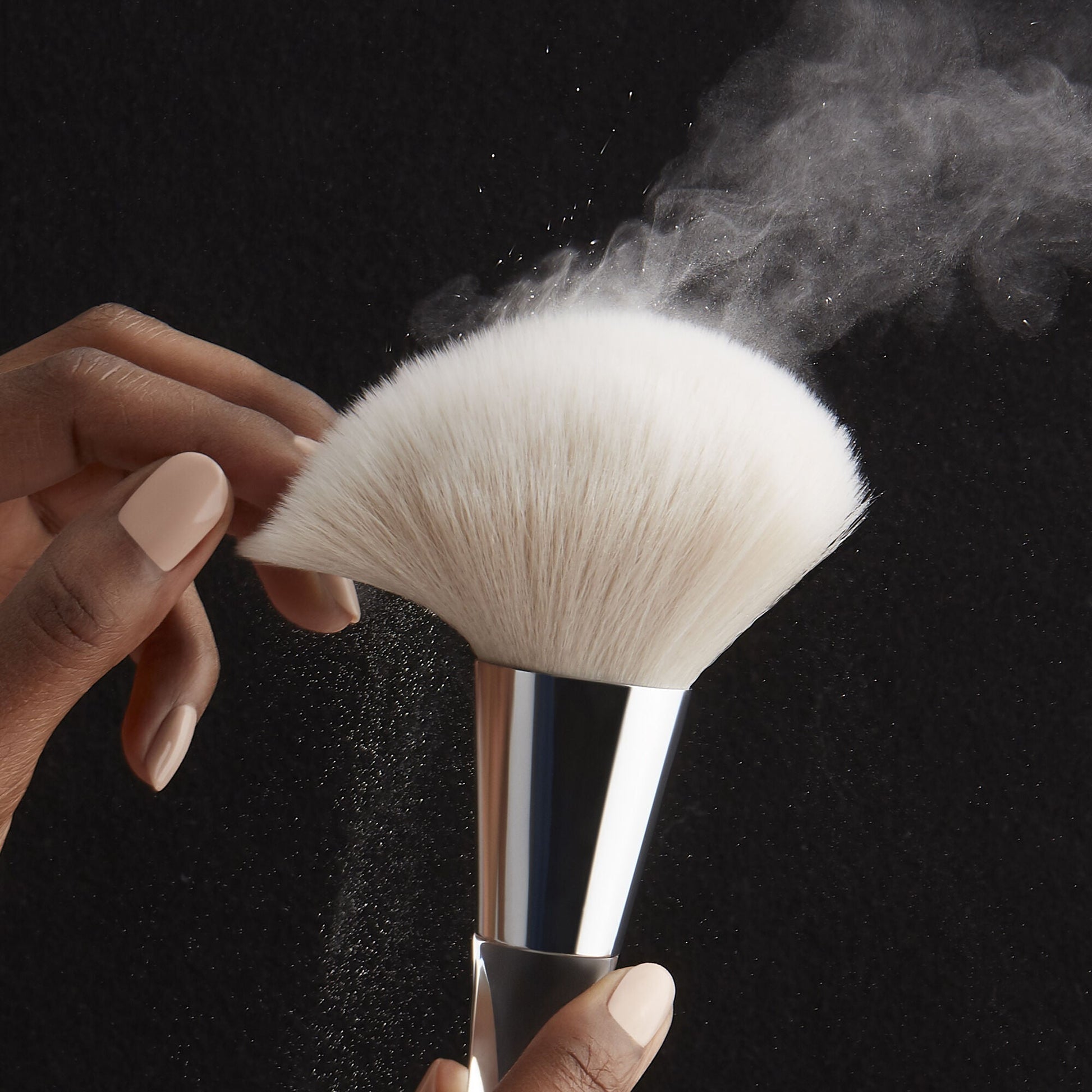 precision-powder-brush-u7 85307_PrecisionPowderBrush_V2_133.jpg