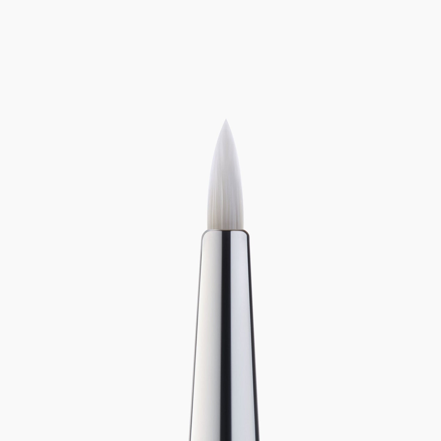 precision-dual-sided-eyebrow-brush-v6 85315_PrecisionEyelinerBrush_Macro_V2.jpg
